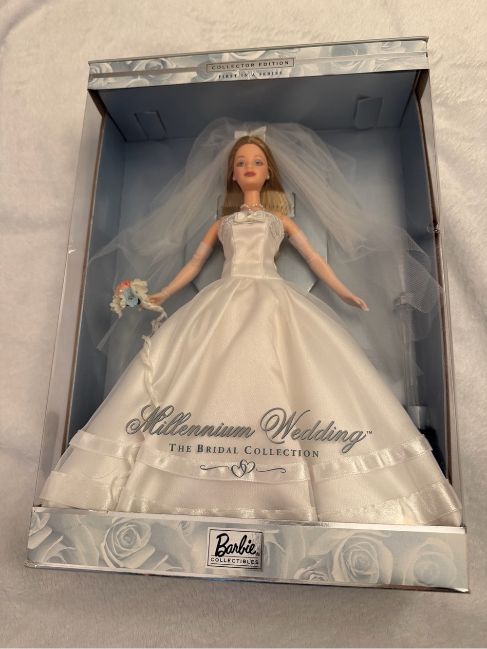 Barbie millennium wedding Bridal Collection Doll in White Gown Pastel Bouquet